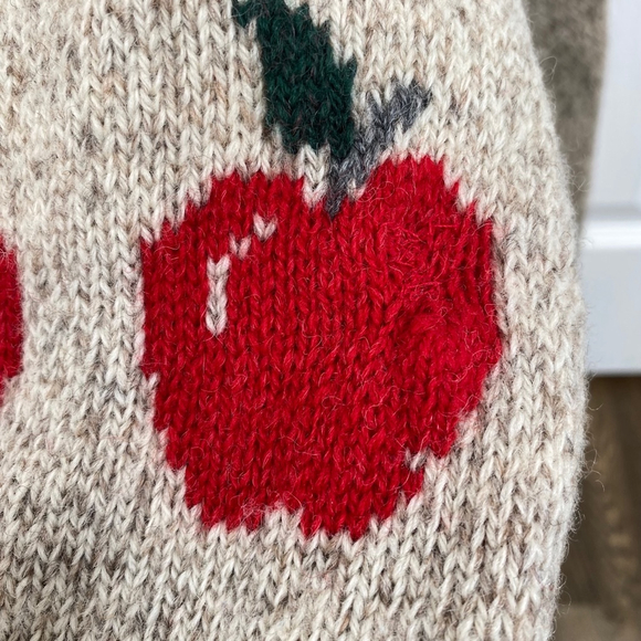 Eddie Bauer Vintage Country Wool Cardigan Sweater Size L Hearts Geese Apples - Picture 12 of 16